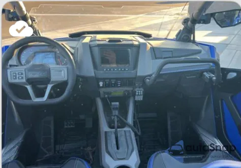 2022 Polaris Rzr Pro R 4 Premium z USA, uszkodzony, nr VIN 3NSRMK2K3NG389286